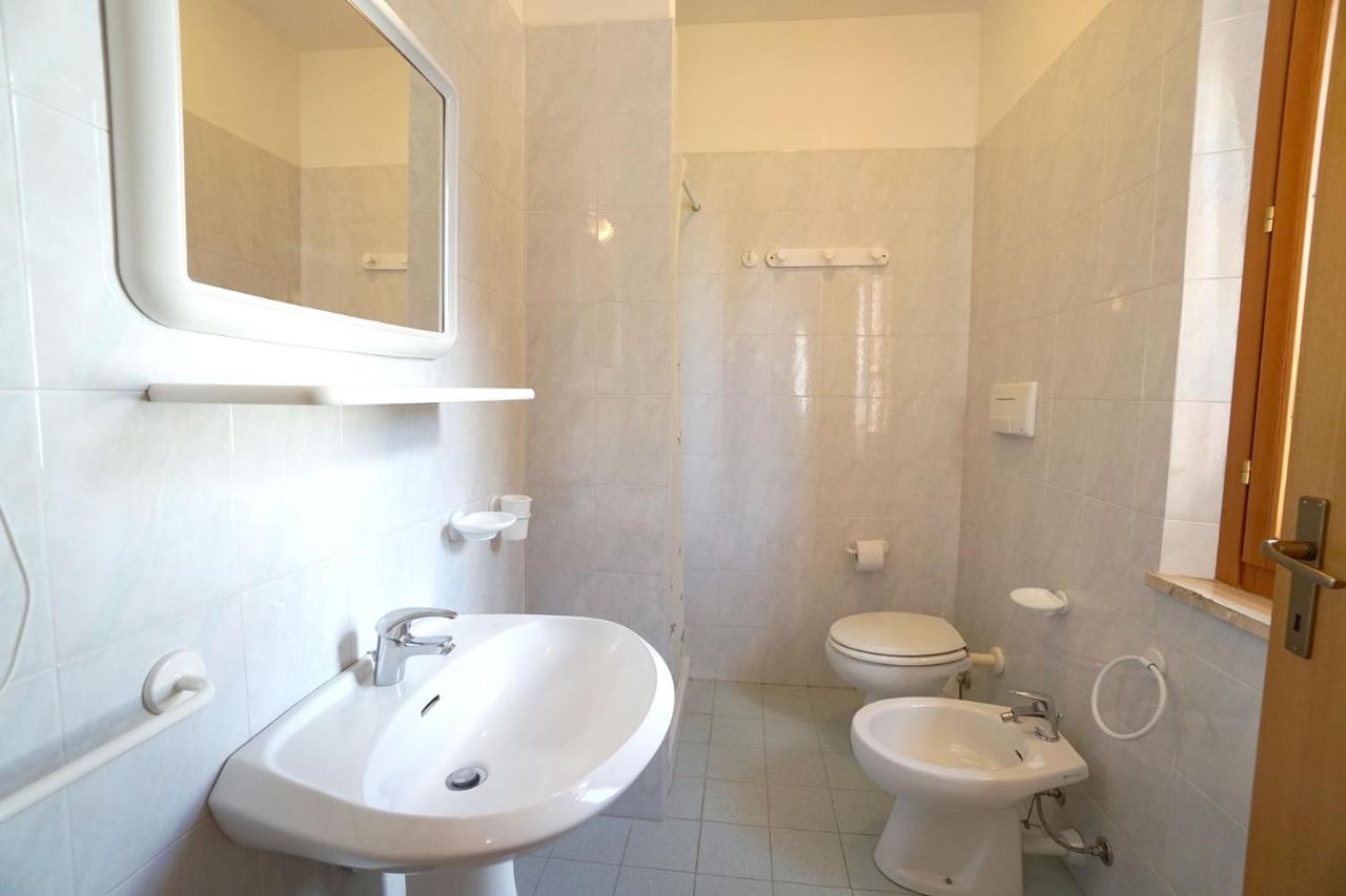 רוזיניאנו מריטימו Agriturismo L'Acquabona מראה חיצוני תמונה