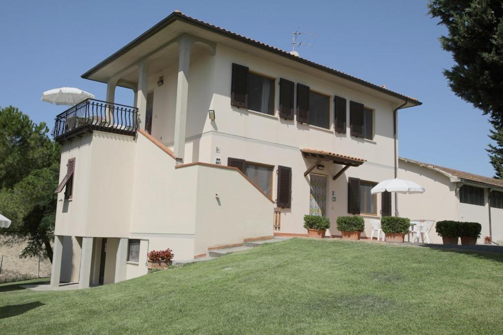 רוזיניאנו מריטימו Agriturismo L'Acquabona מראה חיצוני תמונה